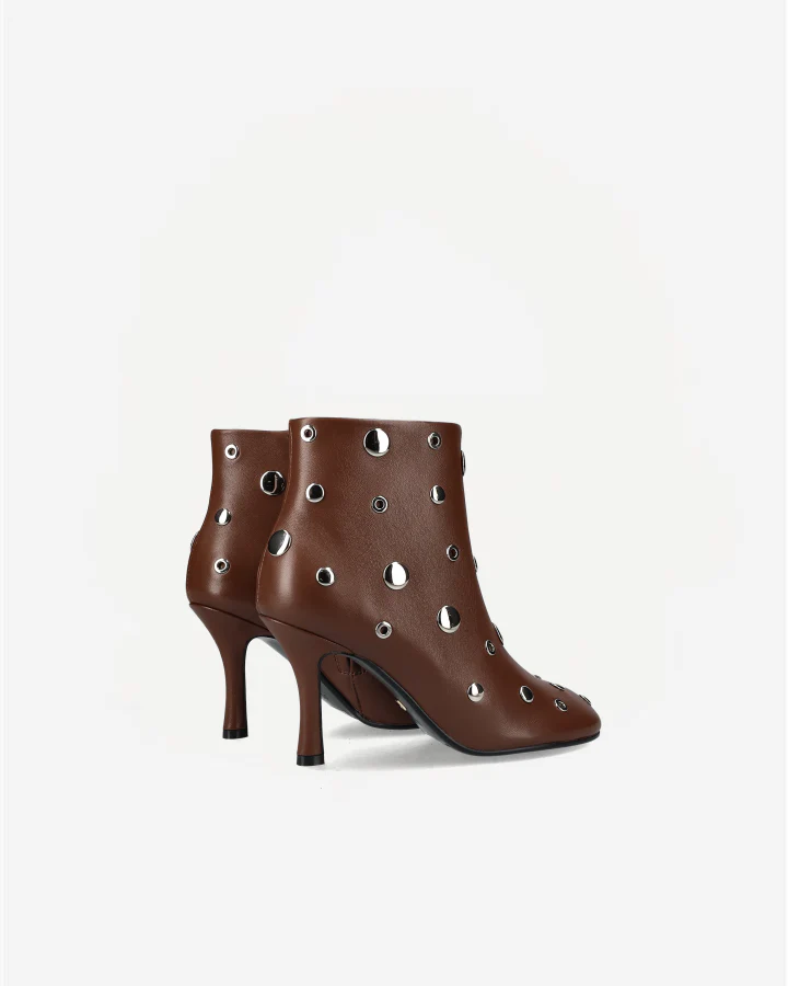 STUDS BOOT 032T84BK | Hazelnut - Image 4
