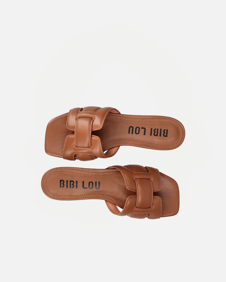 HOLLY FLAT | Cuero - Image 2