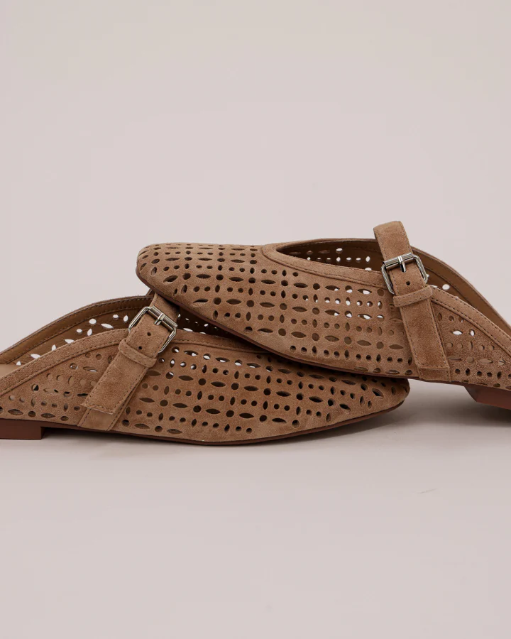 MAIA FLAT | Beige - Image 2